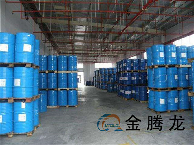 环丁砜的理化性质(图1) 环丁砜的理化性质